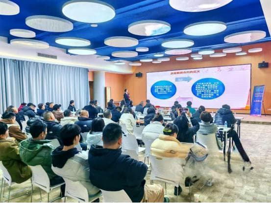 硚口法院举办“法助硚企”知识讲堂：为企业提供商业租赁风险防范指导