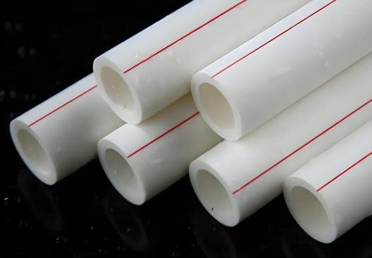 PP与PE材料：特性对比及广泛应用场景