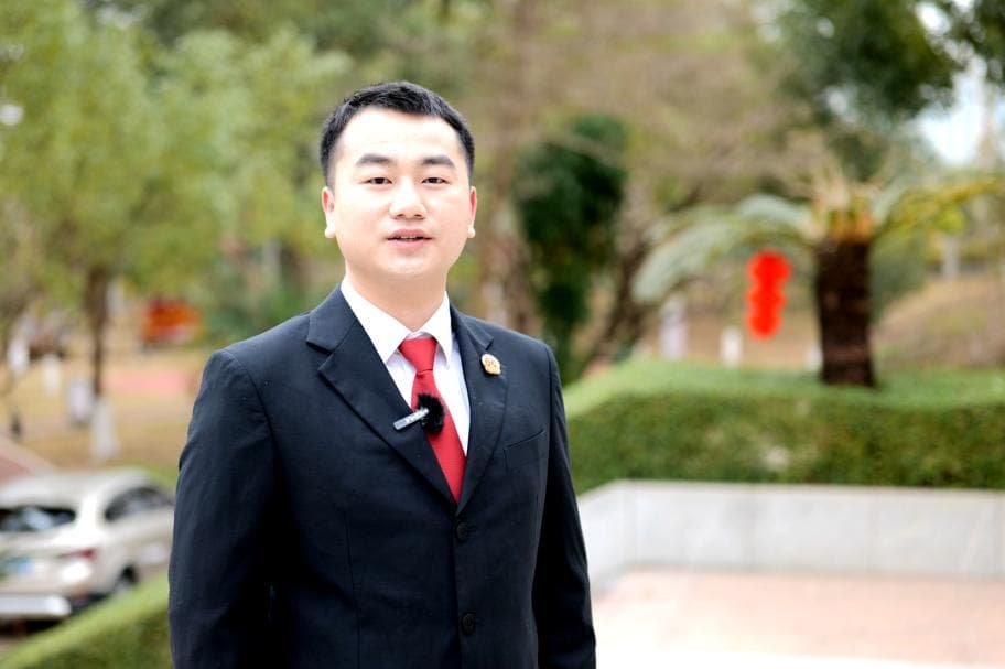 依法保障探望权 用爱保护儿童健康成长