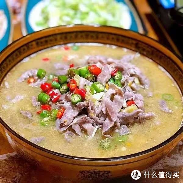 在家也能做出餐厅级美味：酸汤肥牛的完美复刻