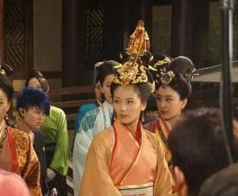 古代真实的宫斗：揭秘皇宫内部的权力斗争