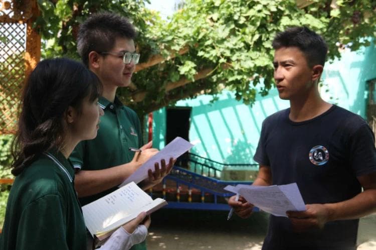 重电学子三下乡：深入吐鲁番，感悟民族团结与共富之路