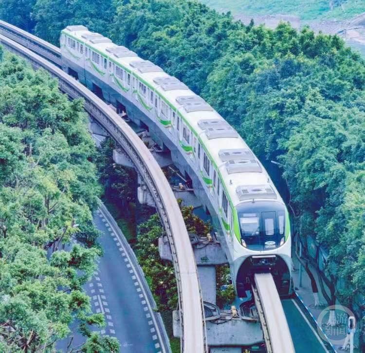 破解超大城市出行难，“数智”重庆为城市道路“加速”