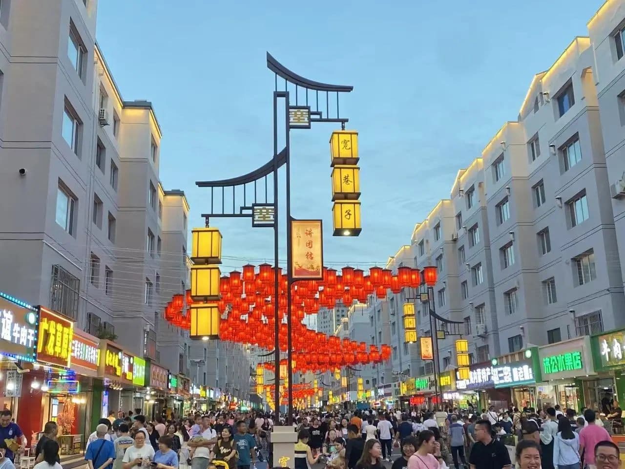 呼和浩特美食全攻略：从早到晚的饕餮盛宴