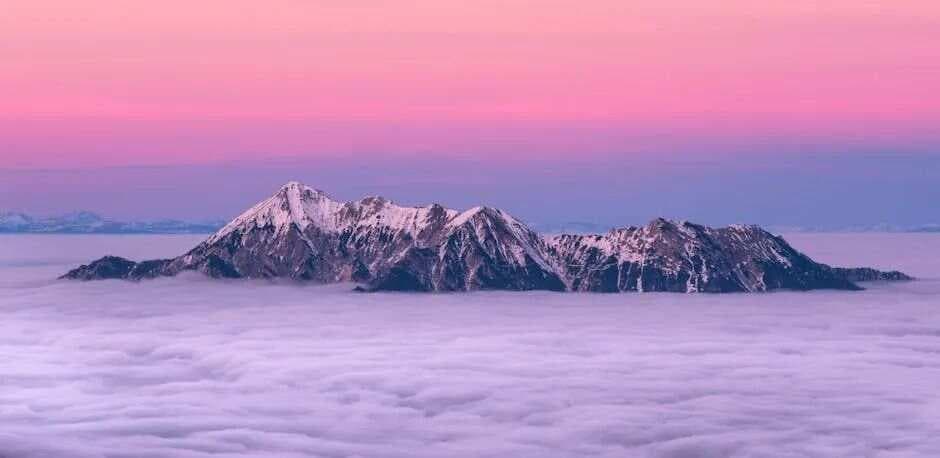 查理·芒格30句经典语录：简单生活，持续学习，理性思考