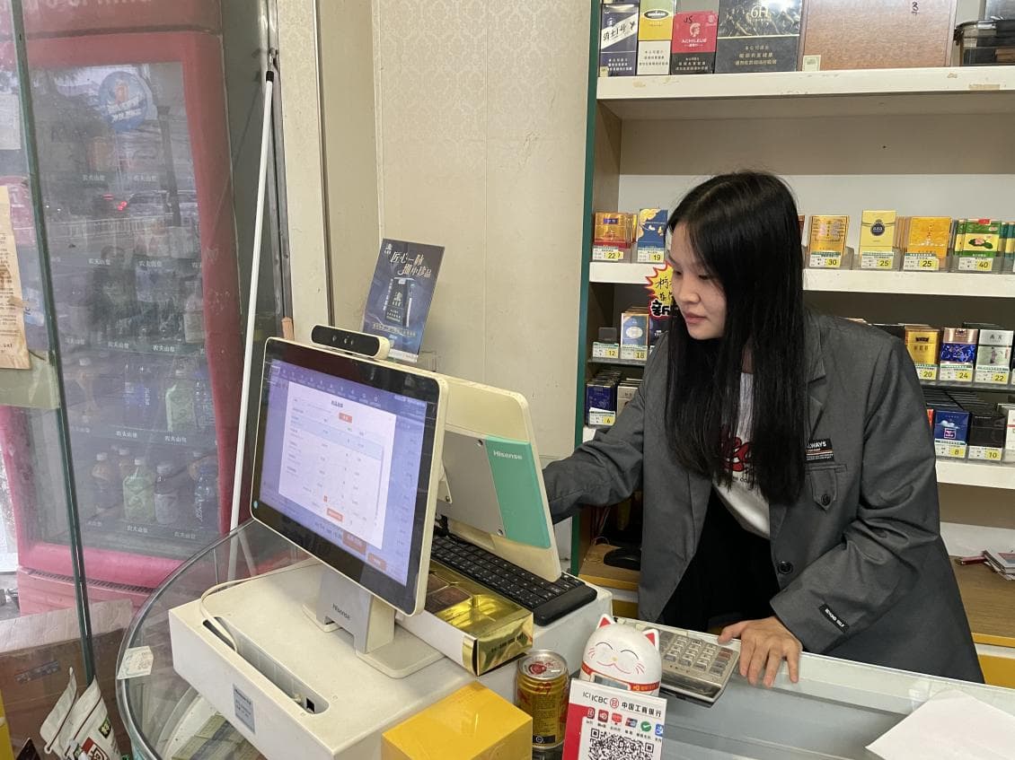 育新苗强根基，青年力量澎湃生长