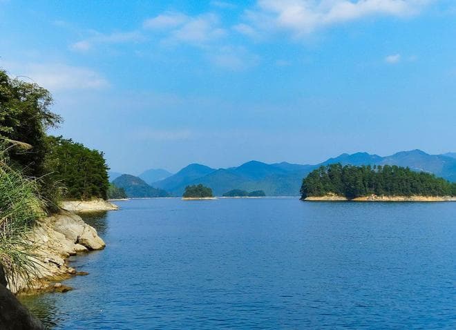 探秘千岛湖：解锁你的水上仙境之旅，不容错过的绝美玩乐攻略！
