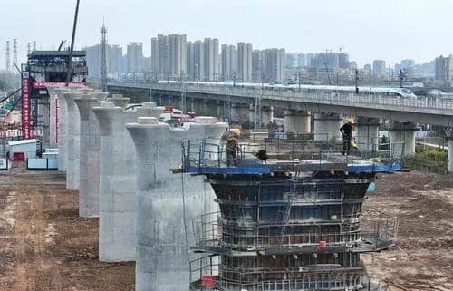 有望提前通车！雄商高铁已修进商丘入市区…