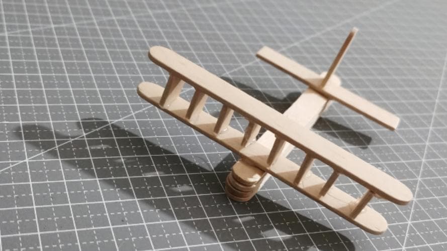 自制飞机模型详细教程：从零开始的飞机模型设计指南