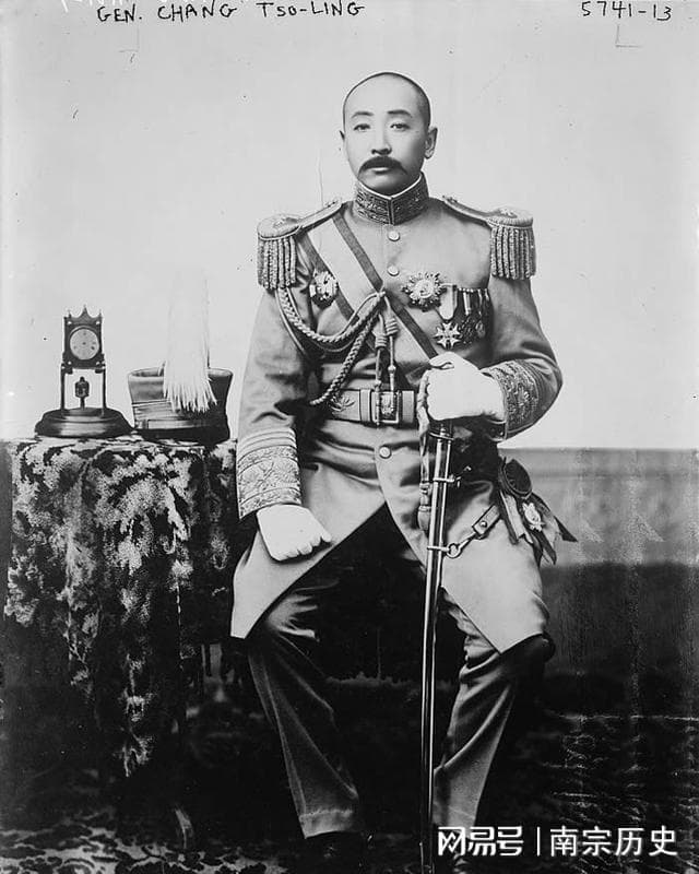 东北军阀割据，张作霖惨死家前，谁是罪魁祸首？