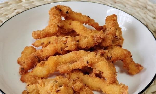 香酥炸鸡柳的秘诀（手把手教你做出口感超棒的炸鸡柳）
