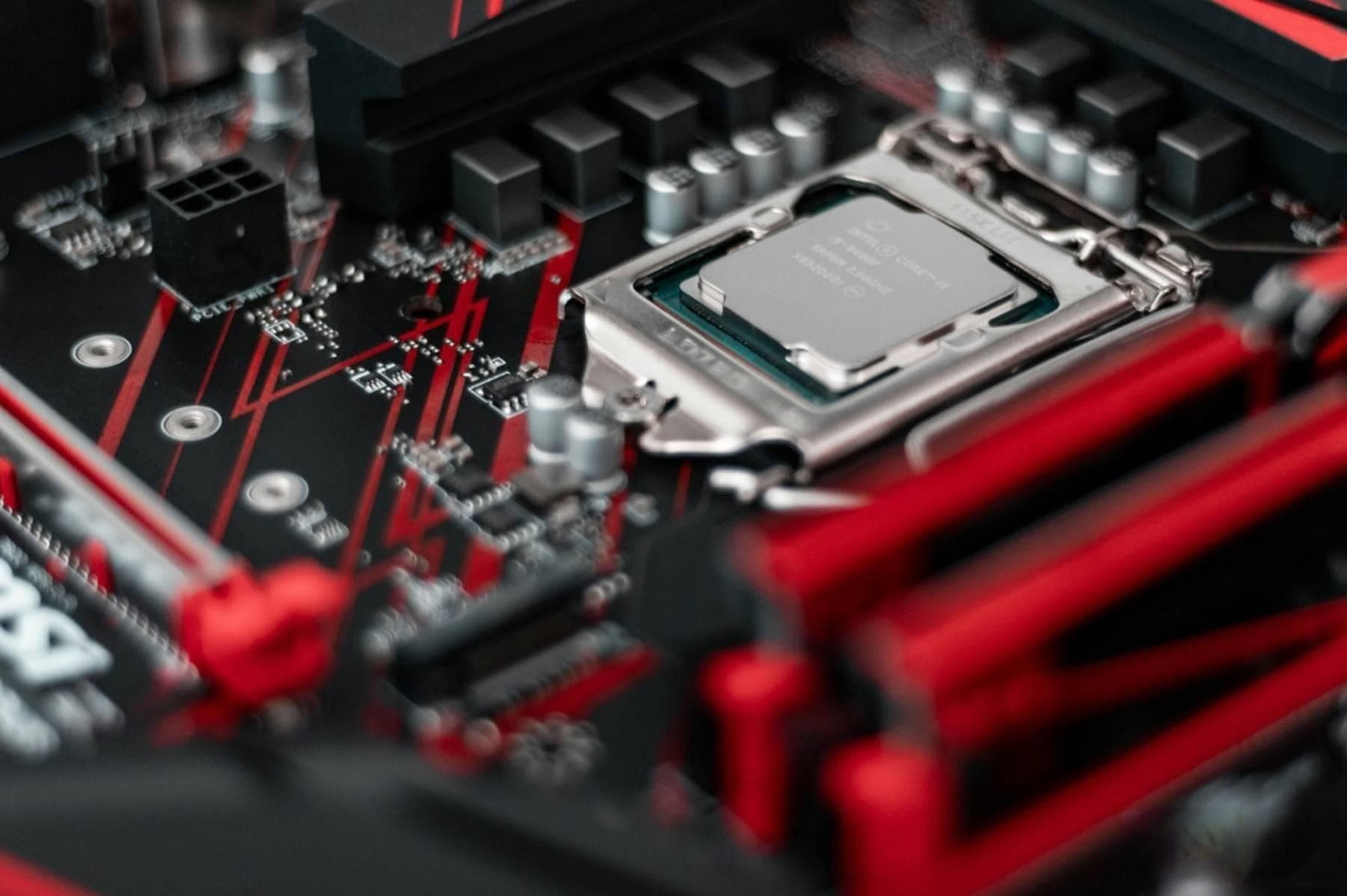 7800X3D vs 14700KF：从实用主义出发的深度对比分析