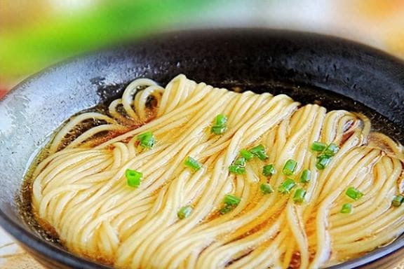 暑假了，别总在外面买早餐了，自己在家做，简单还卫生