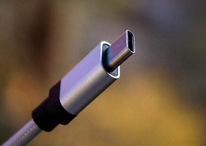 USB-C 引脚分配和功能指南