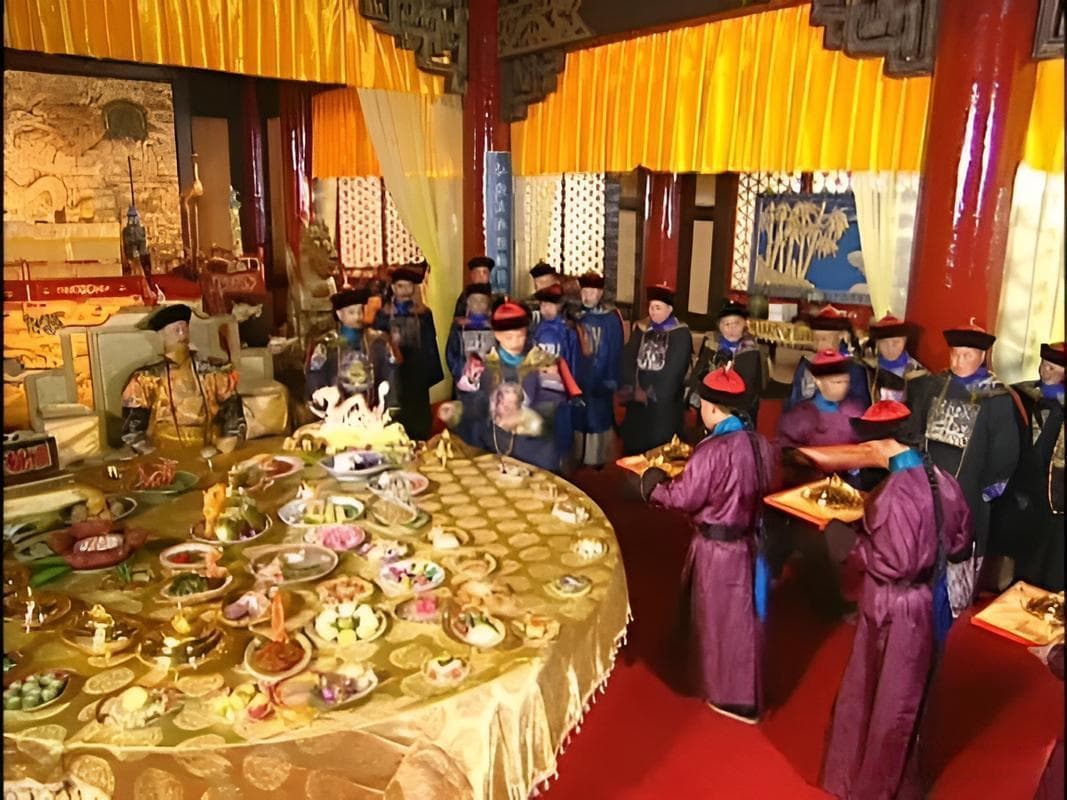皇帝一顿饭要花多少钱？揭秘古代皇室的奢华饮食