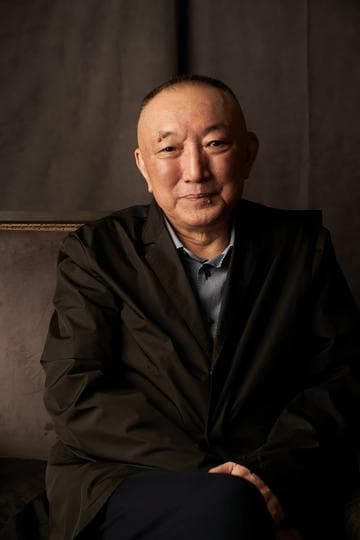 韩三平：从照明工到电影界领军人物