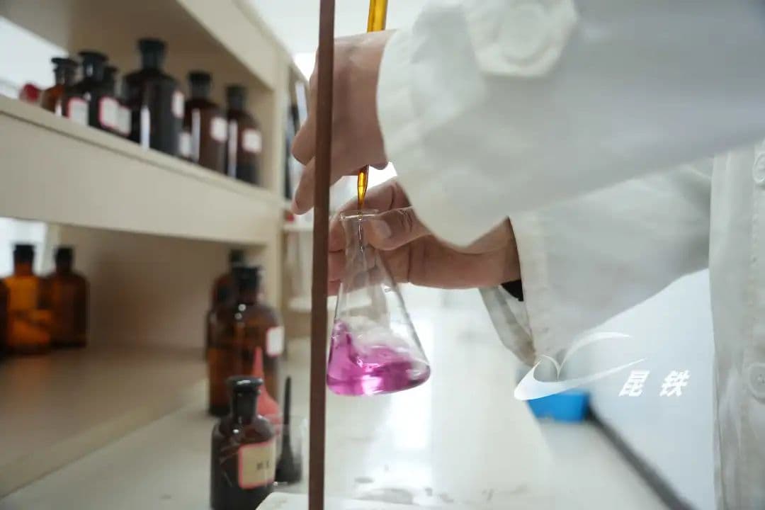 列车上的热水可以放心饮用吗？铁路部门水质检测全揭秘