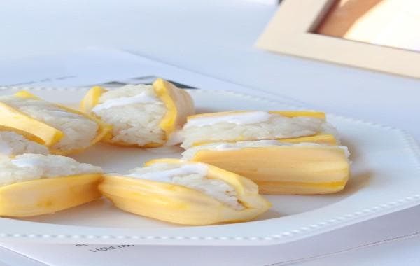 菠萝蜜椰香糯米饭：泰国特色美食制作教程