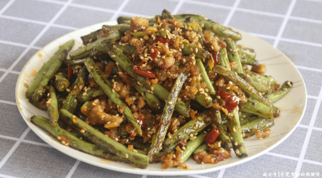 小小菜豆，不熟就中毒