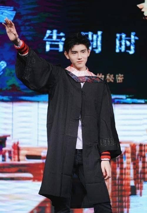 璀璨之星陈飞宇：从星二代到实力派演员的蜕变之路