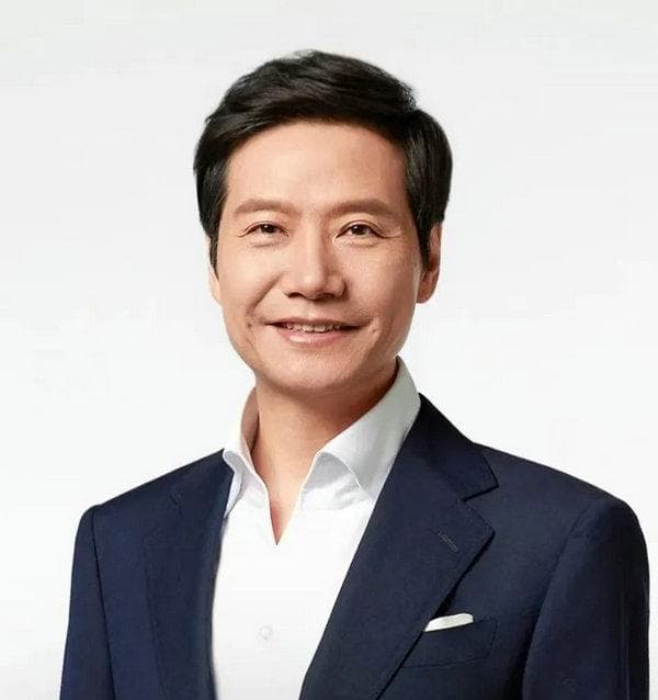 雷军：推进自动驾驶扩大应用 强化“AI换脸拟声”违法侵权治理