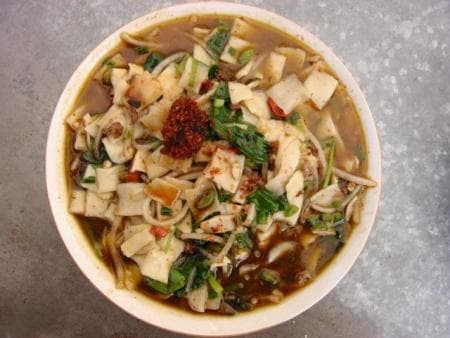 青海湟源面片：千年传承的高原美食