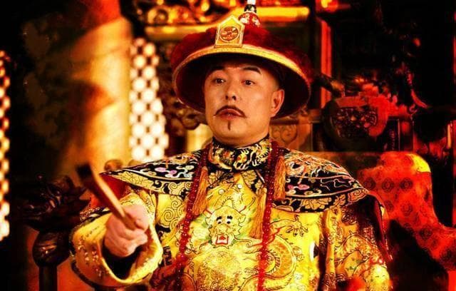 三件乾隆年间的奇葩事，揭露皇帝的真面目，乾隆真的是个好皇帝吗