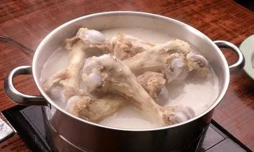 大骨头汤的烹饪技巧分享