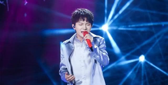周深翻唱的歌曲有哪些(周深怎么那么可爱啊)
