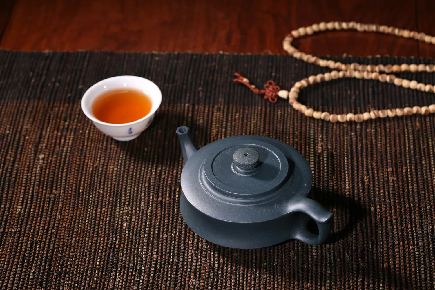 建水紫陶：兼具泡茶养生功效的千年名陶