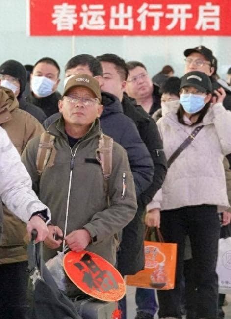 2025春运开启，多条线路火车票秒售罄，这些航线机票仍有折扣