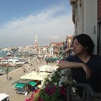 海底捞就“上海外滩店事件”发布声明：全额退费并10倍赔偿顾客