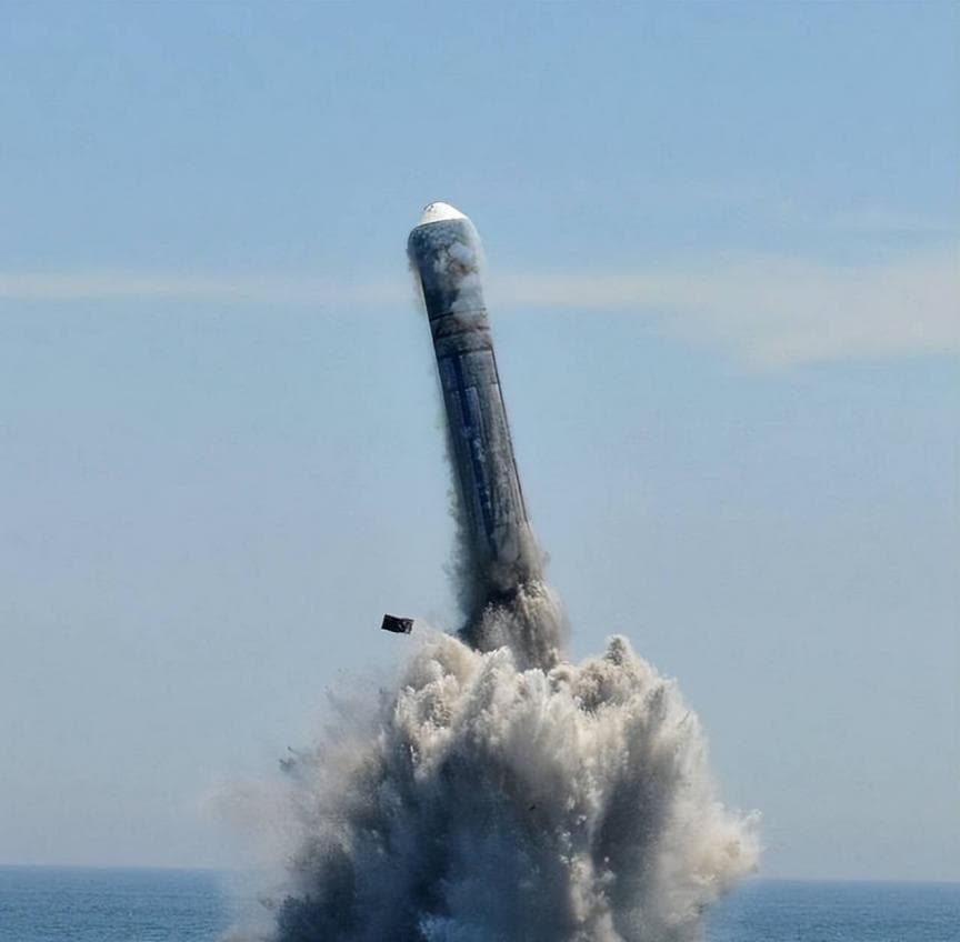 096核潜艇是中国“压轴级”武器，在全球属于什么水平？