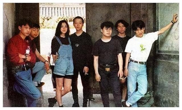 摇滚的呐喊，内心的挣扎：《无地自容》