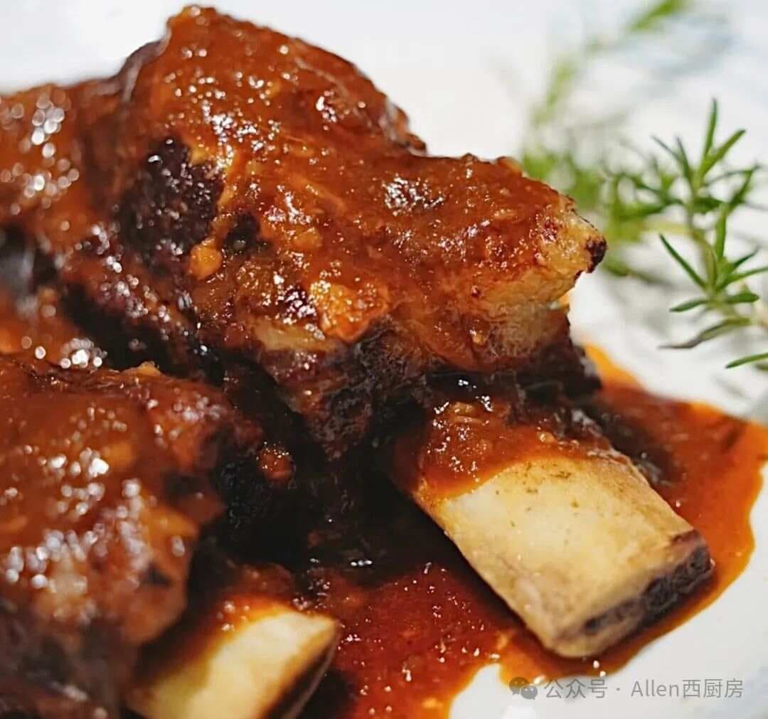 解锁牛肋骨的十七种世界各地做法，肉食爱好者必看！