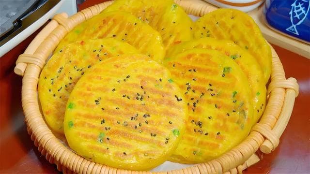 南瓜这样做真美味，不用和面，比馒头简单，比面包好吃
