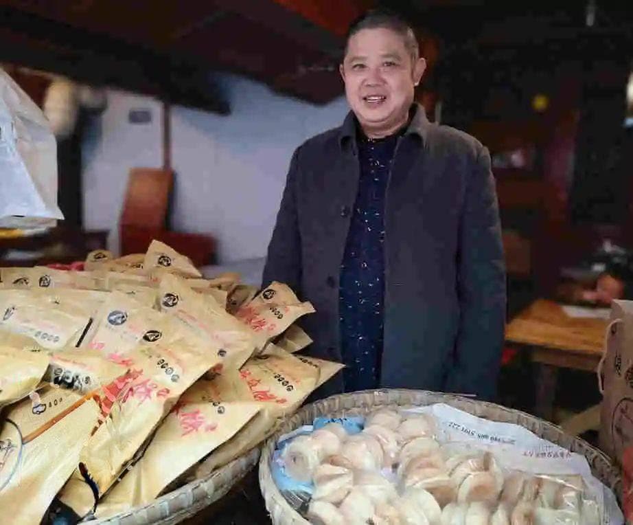 提糖麻饼制作人尹仲荣：留住千年古镇上的家乡味
