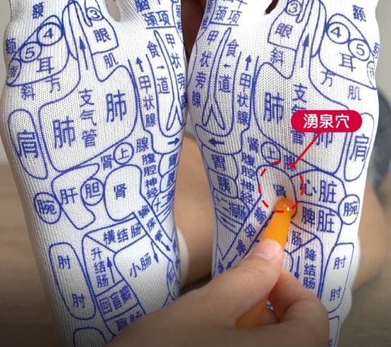5个重要「脚底穴位」在哪里？按对位置很放松！