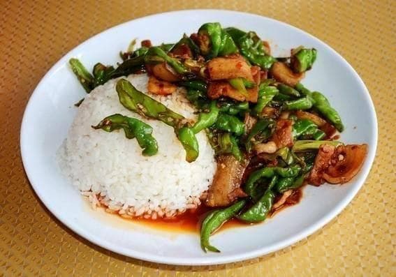 五分钟学会李子柒同款青椒肉丝盖饭