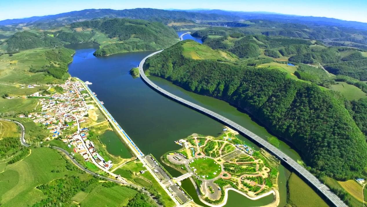 松花江上看吉祥之林 | 白山市：在绿水青山间谱写高质量发展新篇章