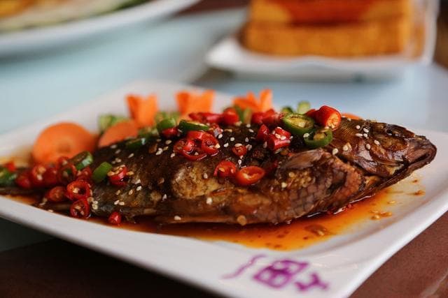 罗非鱼怎么做好吃？需要掌握烹饪技巧，还需了解适合的调味方法