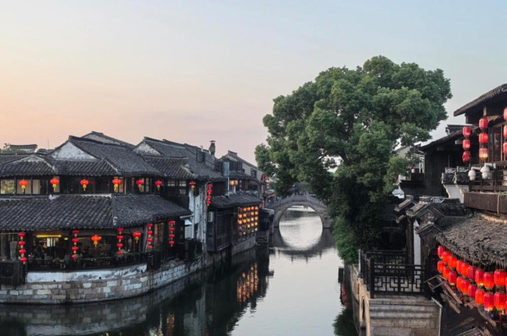 揭秘7大隐世古镇！逆向旅行，独享静谧之美！人少景美，太过瘾！