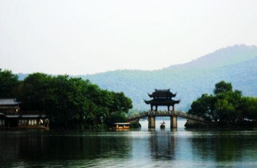 杭州二日游最佳攻略自由行(杭州两日游旅游攻略)