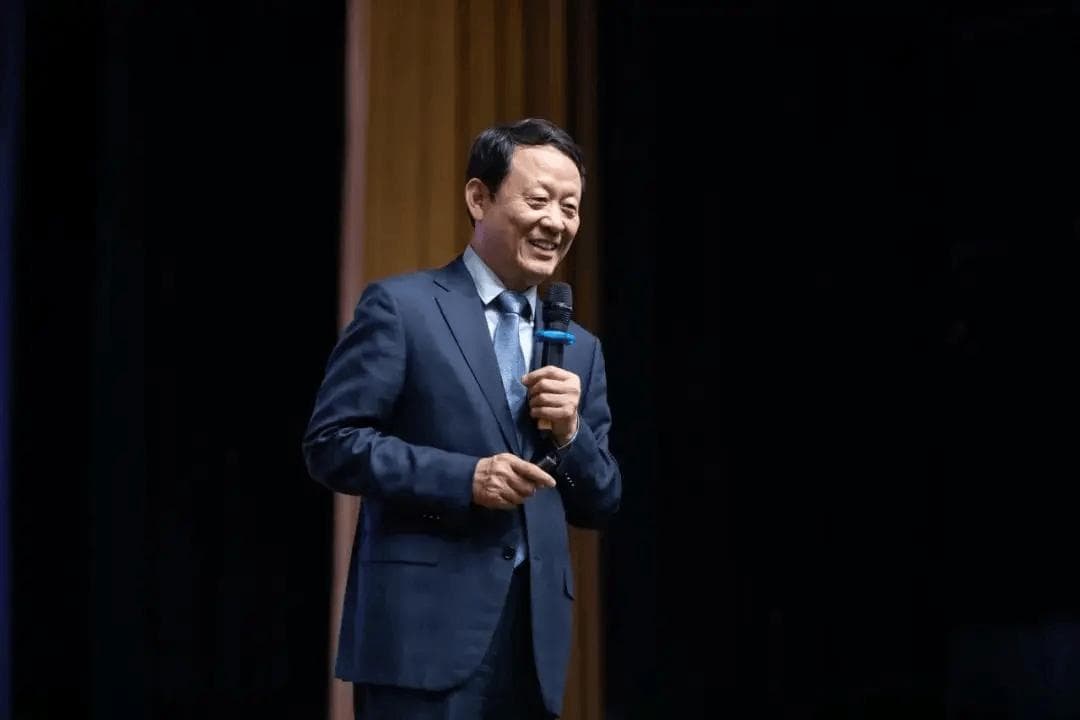 李希贵：新时代的教师需要具备成长性思维和领导力