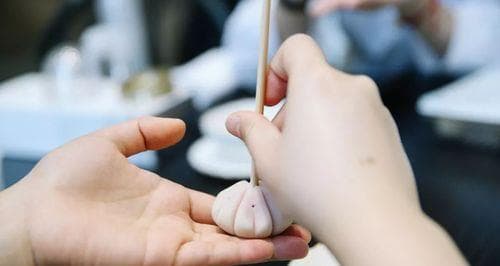 如何辨别兔子的性别？（简单易行的方法帮助你认清兔子的雌雄）