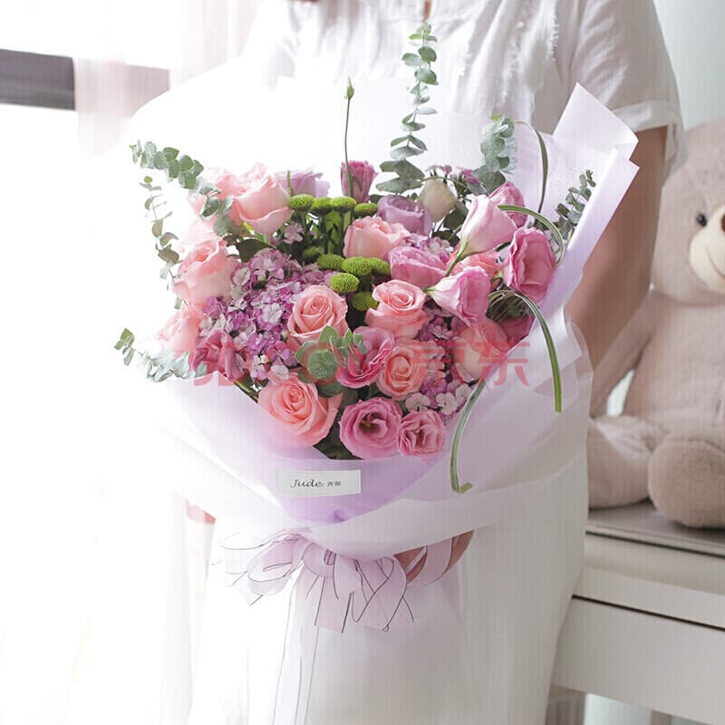 30朵玫瑰花的花语：爱情、友情与感恩的多重寓意