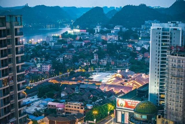 走进贵州安顺市，感受历史韵味，尽享山水之乐！