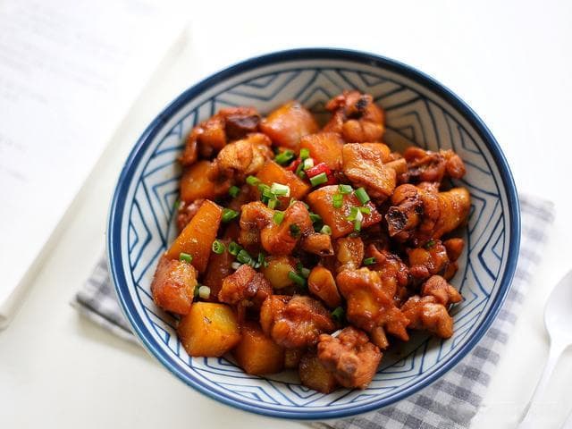 用雪碧做了一道菜，妹妹直呼黑暗料理，可尝完后连连点赞，夸美味