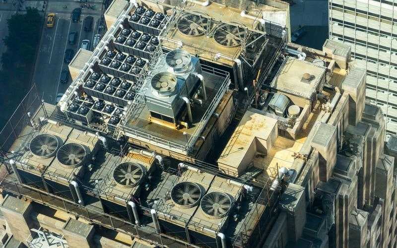 如何构建和优化机器视觉系统以提升性能？
