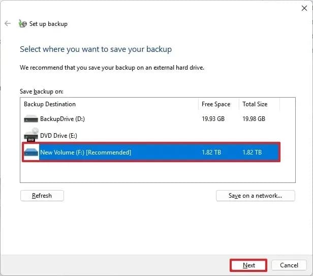 在Windows 11和Windows 10上安排自动完整备份的分步指南